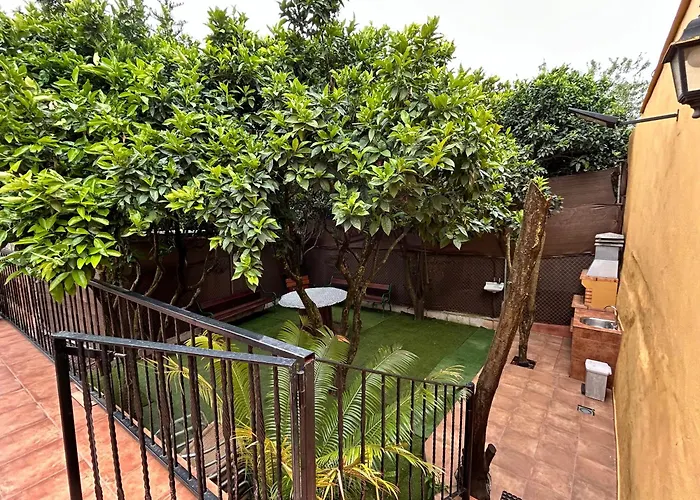 La Casa De Naranjos