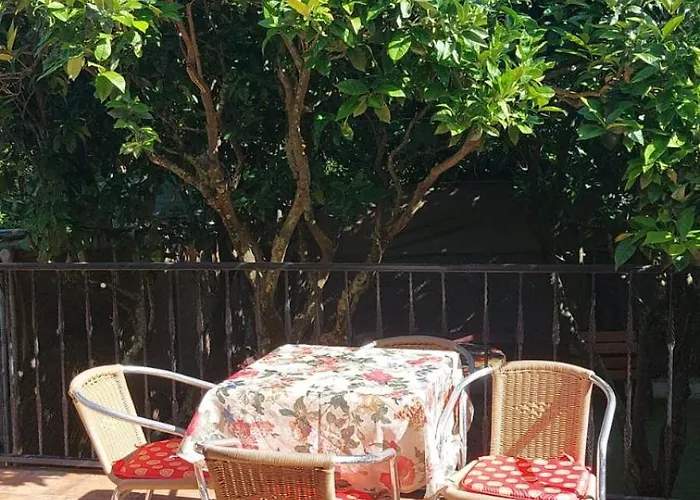 La Casa De Naranjos * Vega de San Mateo