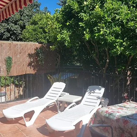 La Casa De Naranjos *